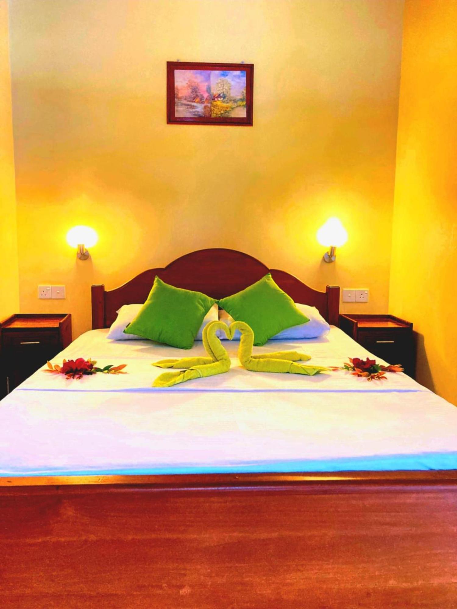 Rainforest Lodge, Deniyaya Singheraja Ngoại thất bức ảnh