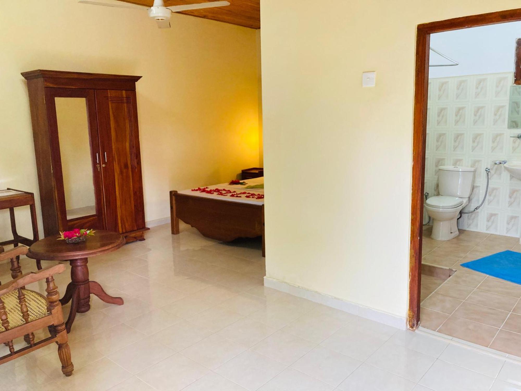 Rainforest Lodge, Deniyaya Singheraja Ngoại thất bức ảnh